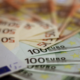 To dobry moment, aby wszystkie siły polityczne podjęły współpracę w sprawie przystąpienia do strefy euro i dostosowania gospodarki oraz systemu prawnego do tej zmiany.