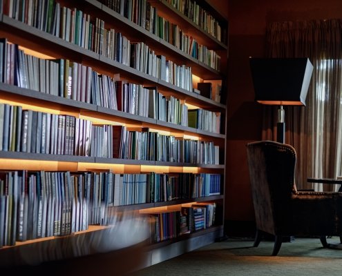 Ponad 3 tysiące książek, dziesiątki unikatowych wydań i nowoczesne treści, które przyciągają setki tysięcy odbiorców. Biblioteka Wolności to projekt, który łączy najlepsze idee wolnościowe z językiem współczesnych mediów.