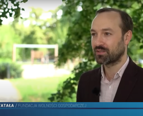 Marek Tatała w programie ,,Portfel Kowalskiego” TVP Info opowiedział o trudnościach, jakie pokolenie “Silversów” napotyka na rynku pracy.